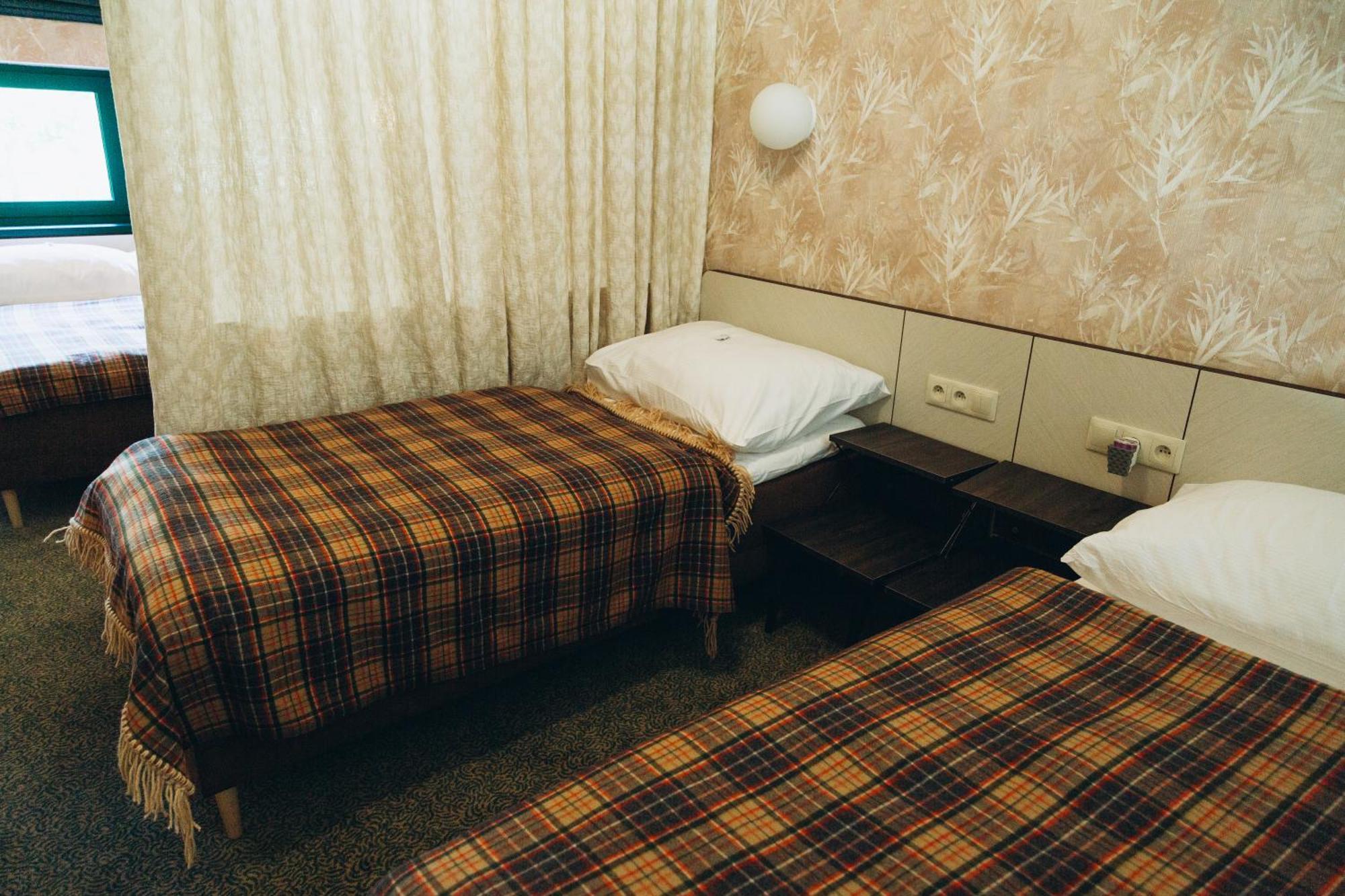 Hotel Vodnik Vimperk Bagian luar foto